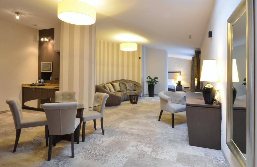 קרקוב Metropolitan Boutique Hotel מראה חיצוני תמונה